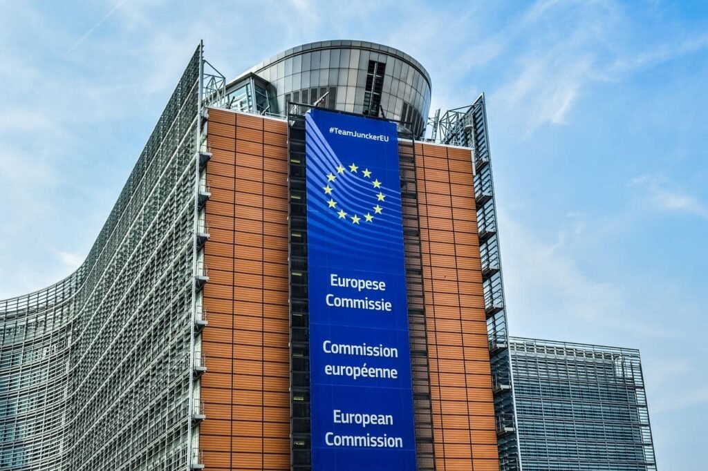 Photo du siège de la Commission européenne pour illustrer l'article sur le PSC