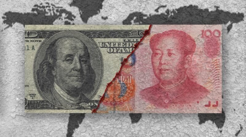 Billet coupé en deux entre le dollar et le yuan chinois