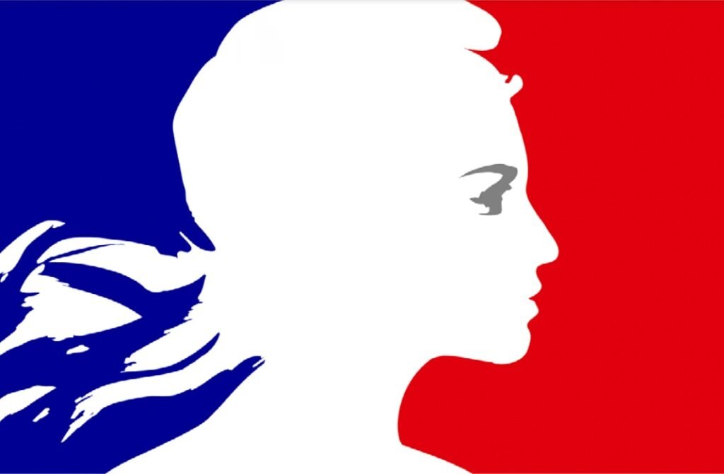 Drapeau français avec Marianne en blanc